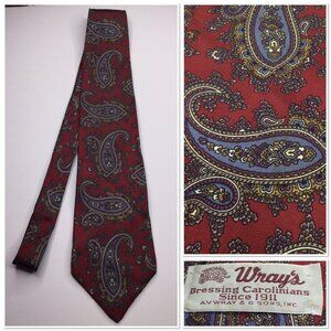 Vintage Wrays Dress Tie Red Paisley Pattern 100% Silk USA Made Preppy